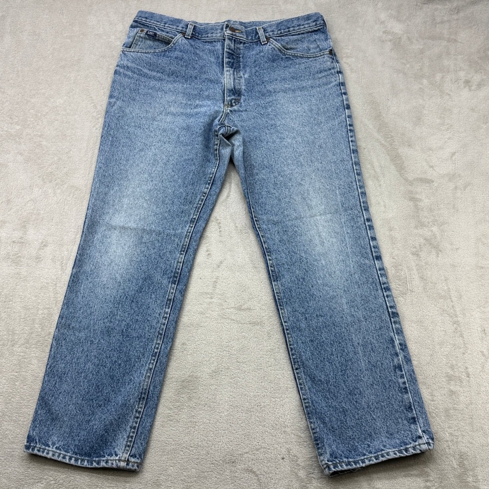 Vintage Lee Jeans Men 36x30 Blue Straight Leg Denim Retro Light Wash Made in USA